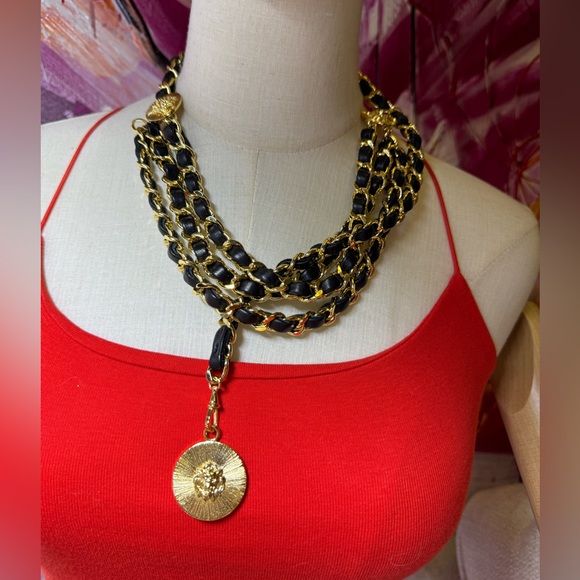 ‼️FINAL PRICE‼️LOT 395 24K gold plated Chanel leather chain belt/necklace RUNWAY - Picture 13 of 15